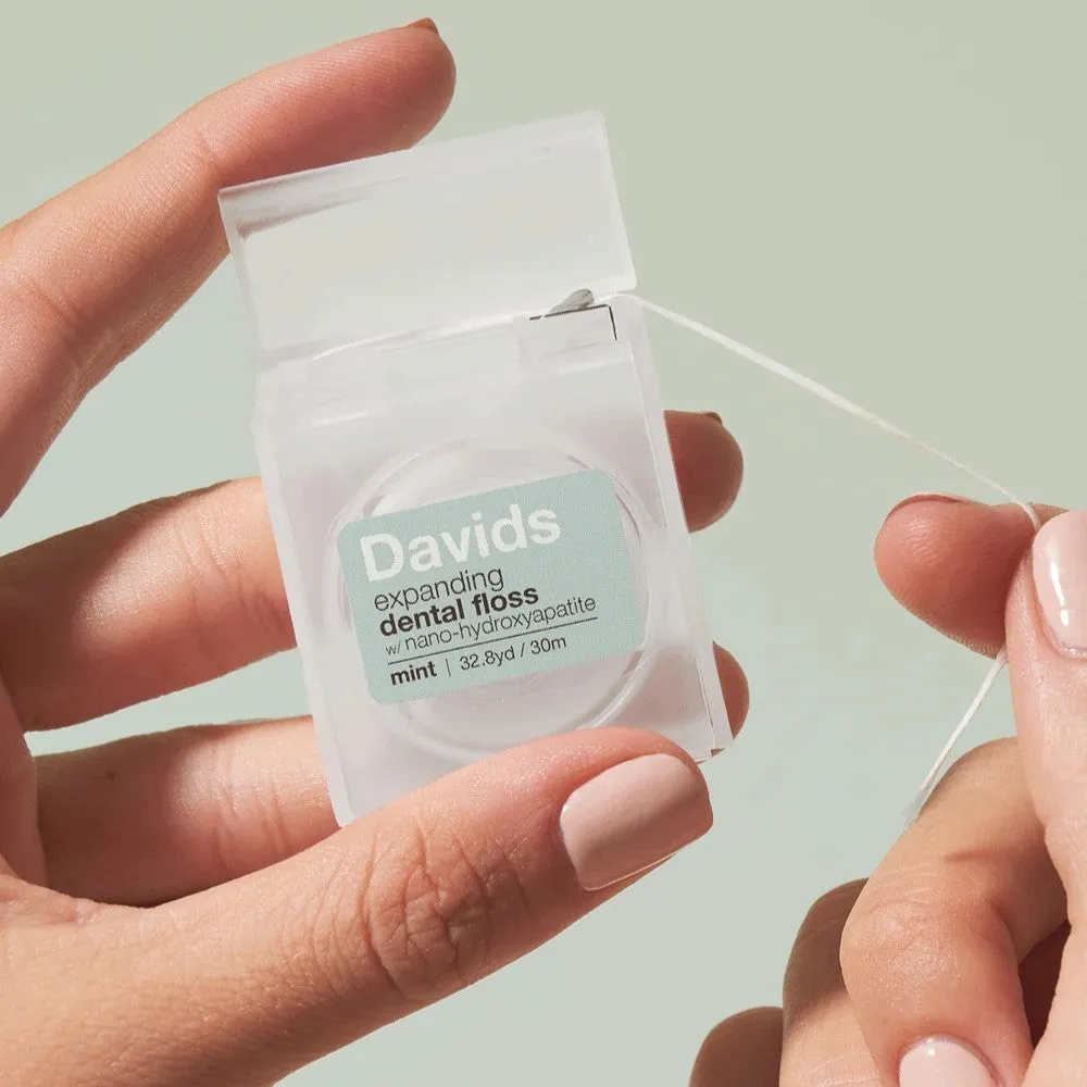 DAVID'S NATURAL TOOTHPASTE - Davids Expanding Dental Floss / Refillable Dispenser   Refill / Mint / 60m