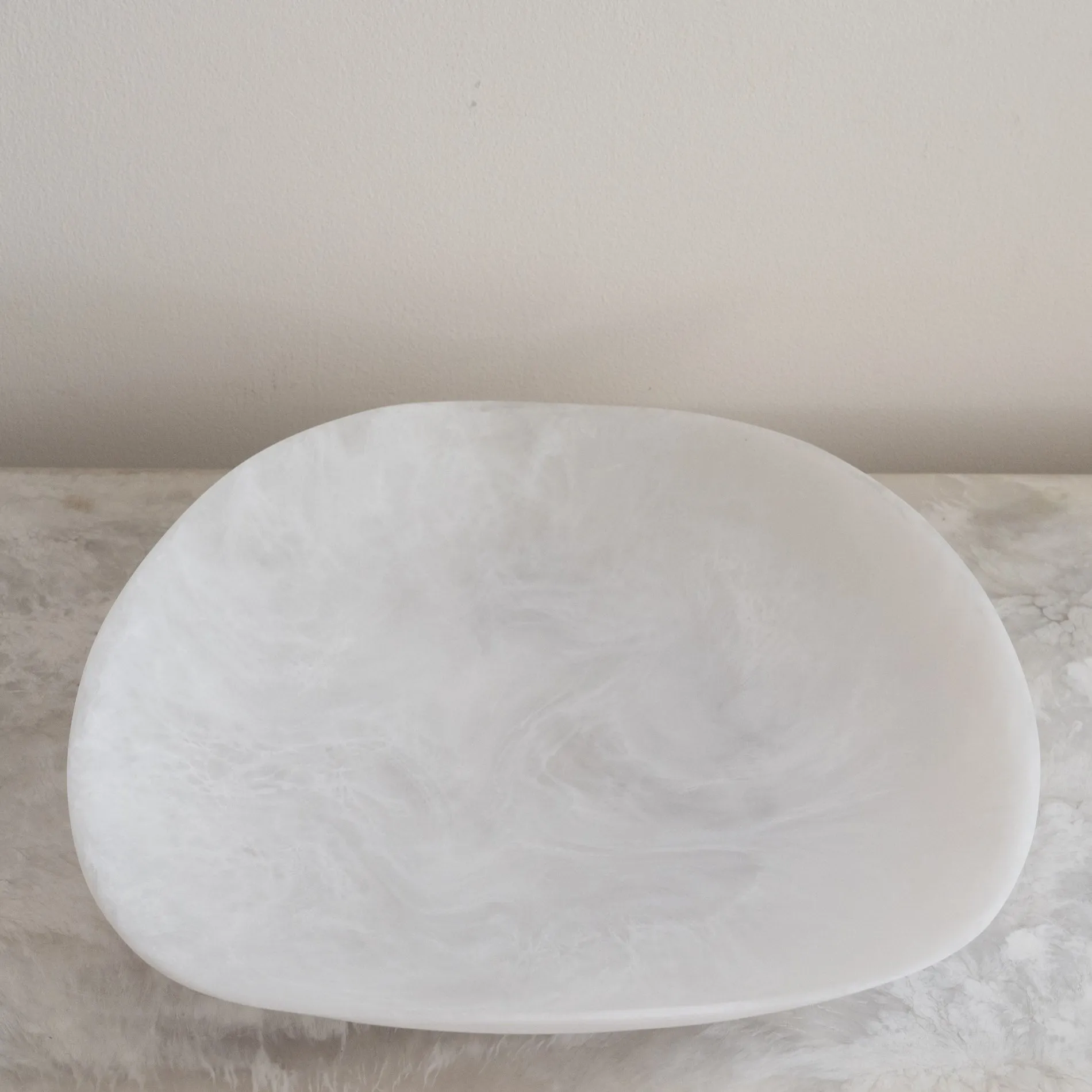 Small Resin Flower Bowl - White Marble