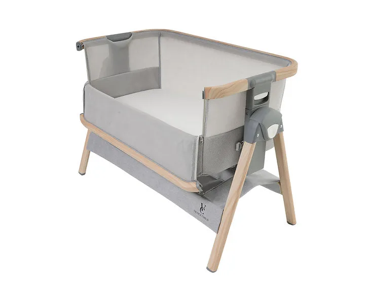 Venice Child California Dreaming Portable Bedside Bassinet